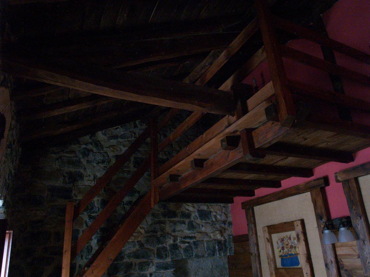 Lois Casa Rural La Catedral De La Montanaゲストハウス エクステリア 写真